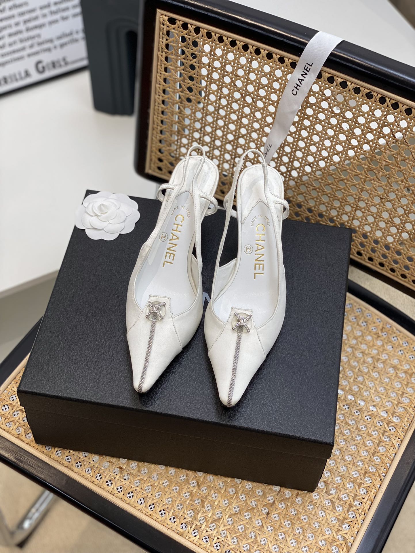 Chanel Women's Pumps Heels Satin White For Women 3in/7.6cm - Soul Replicas