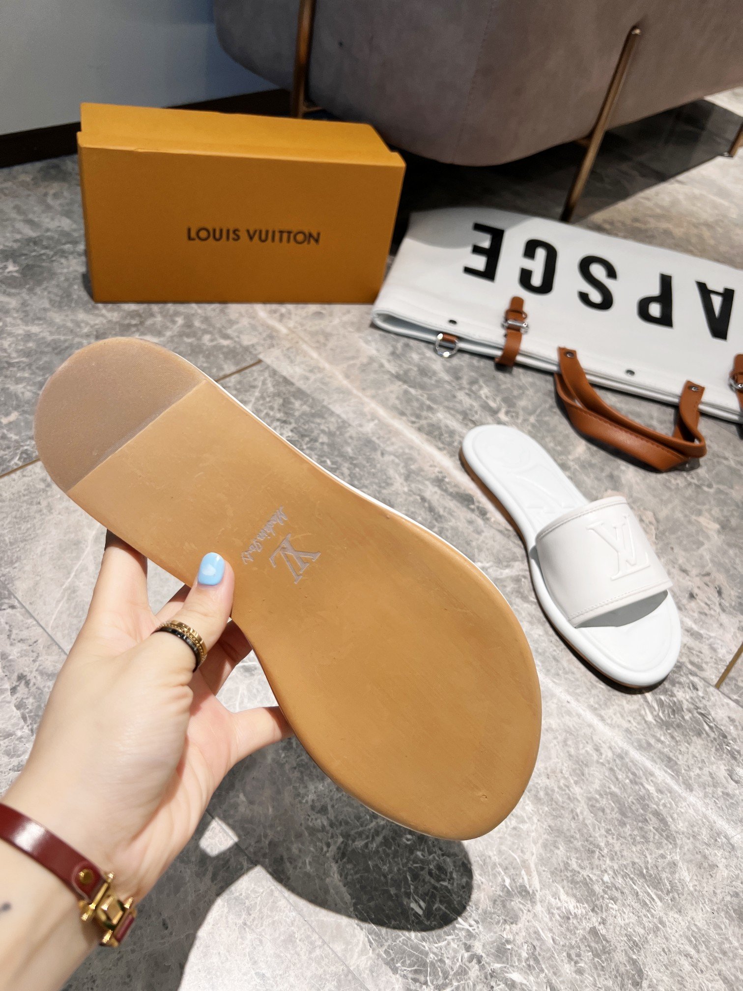 Louis Vuitton Women's Magnetic Flat Mule White For Women LV - Soul Replicas