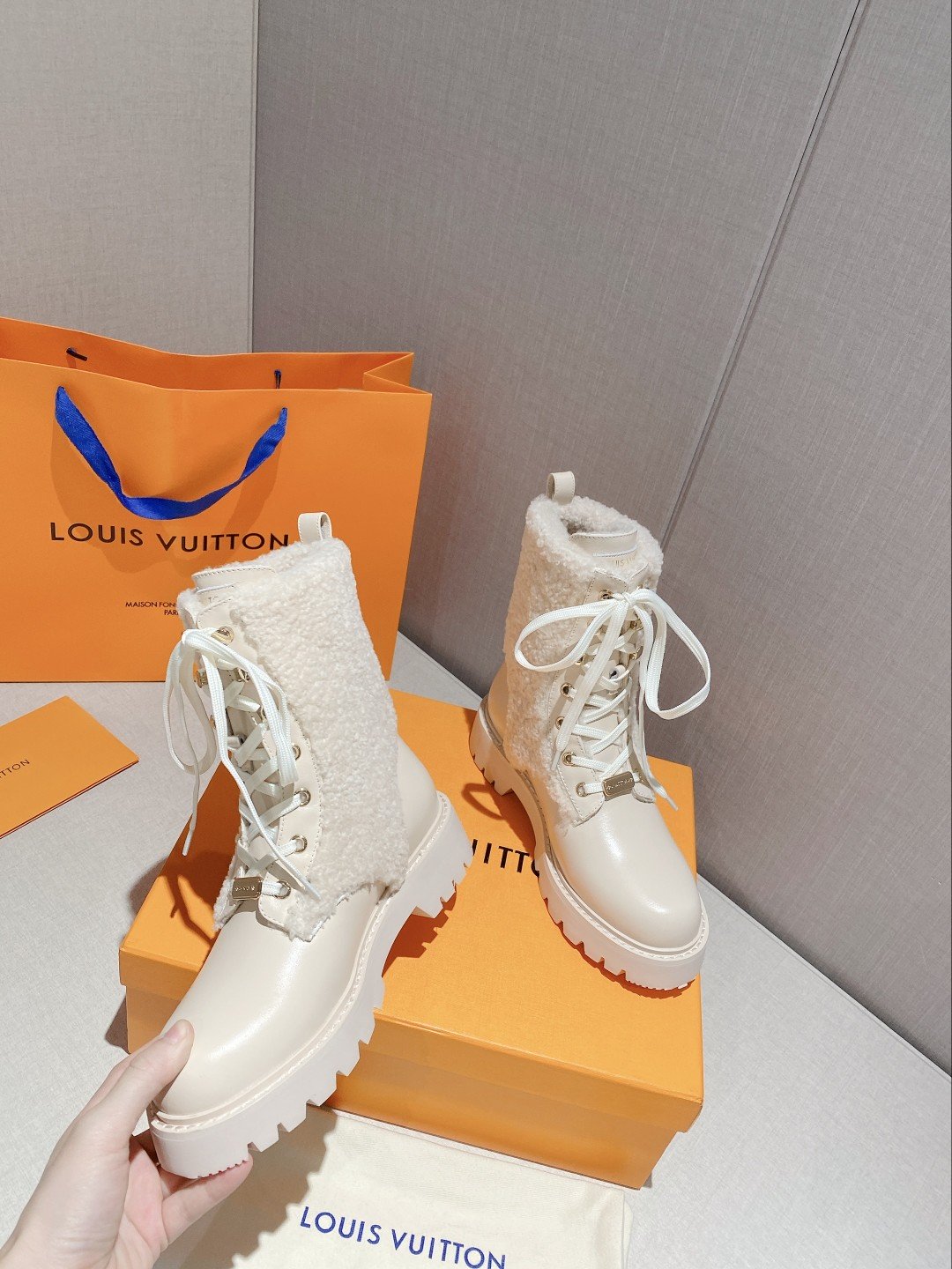 Louis Vuitton Women's LV Territory Flat Ranger White For Women LV - Soul Replicas