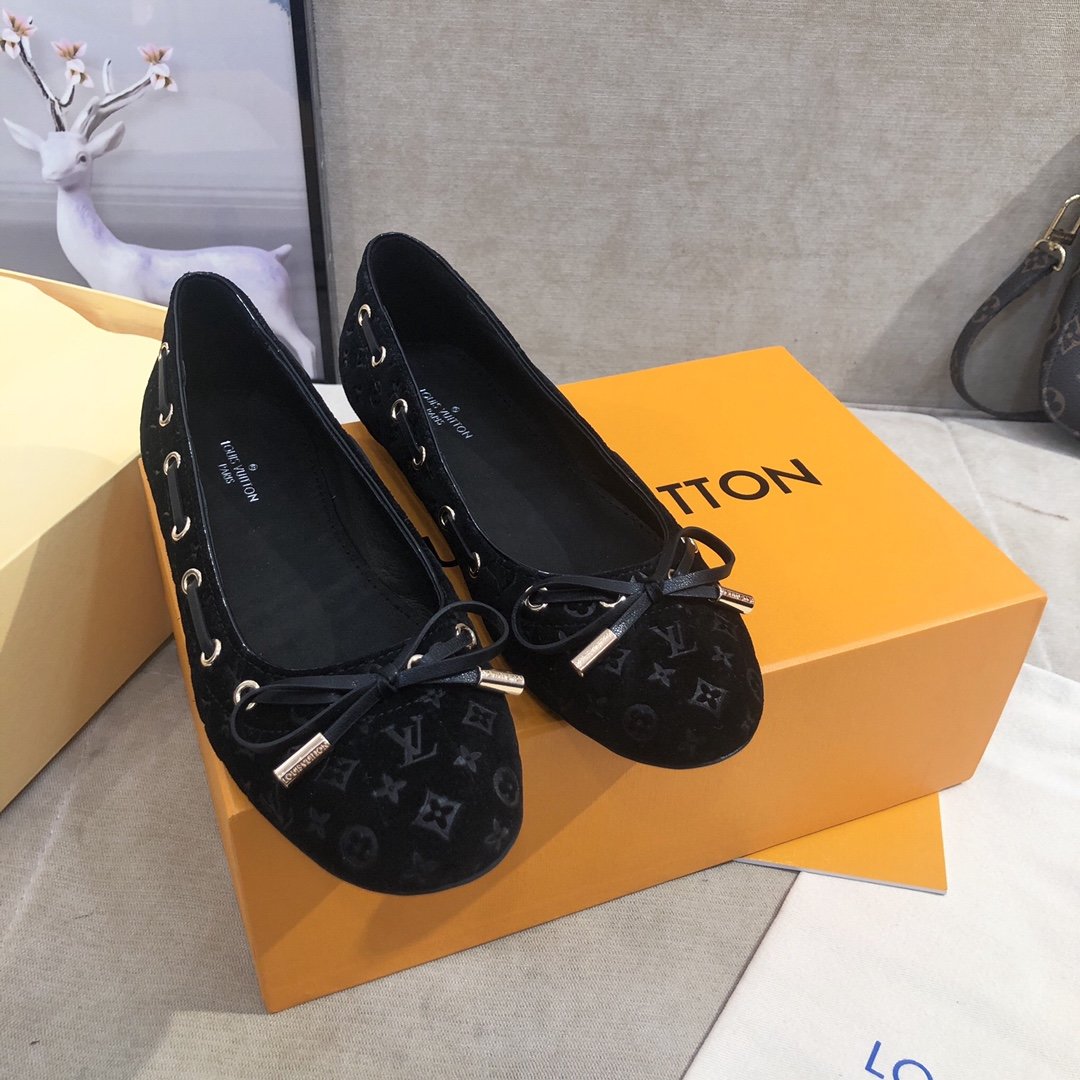 Louis Vuitton Gloria Flat Loafer Patent Monogram Material Black For Women LV - Soul Replicas