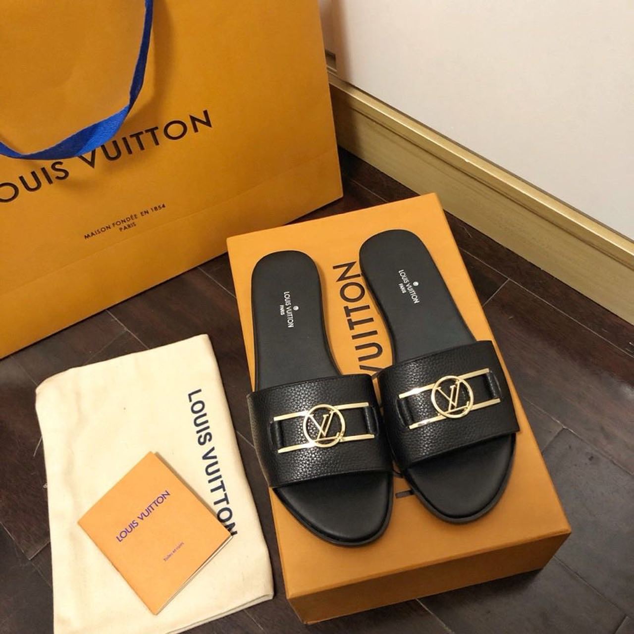 Louis Vuitton Lock It Flat Mule Black For Women LV 1A64YT - Soul Replicas