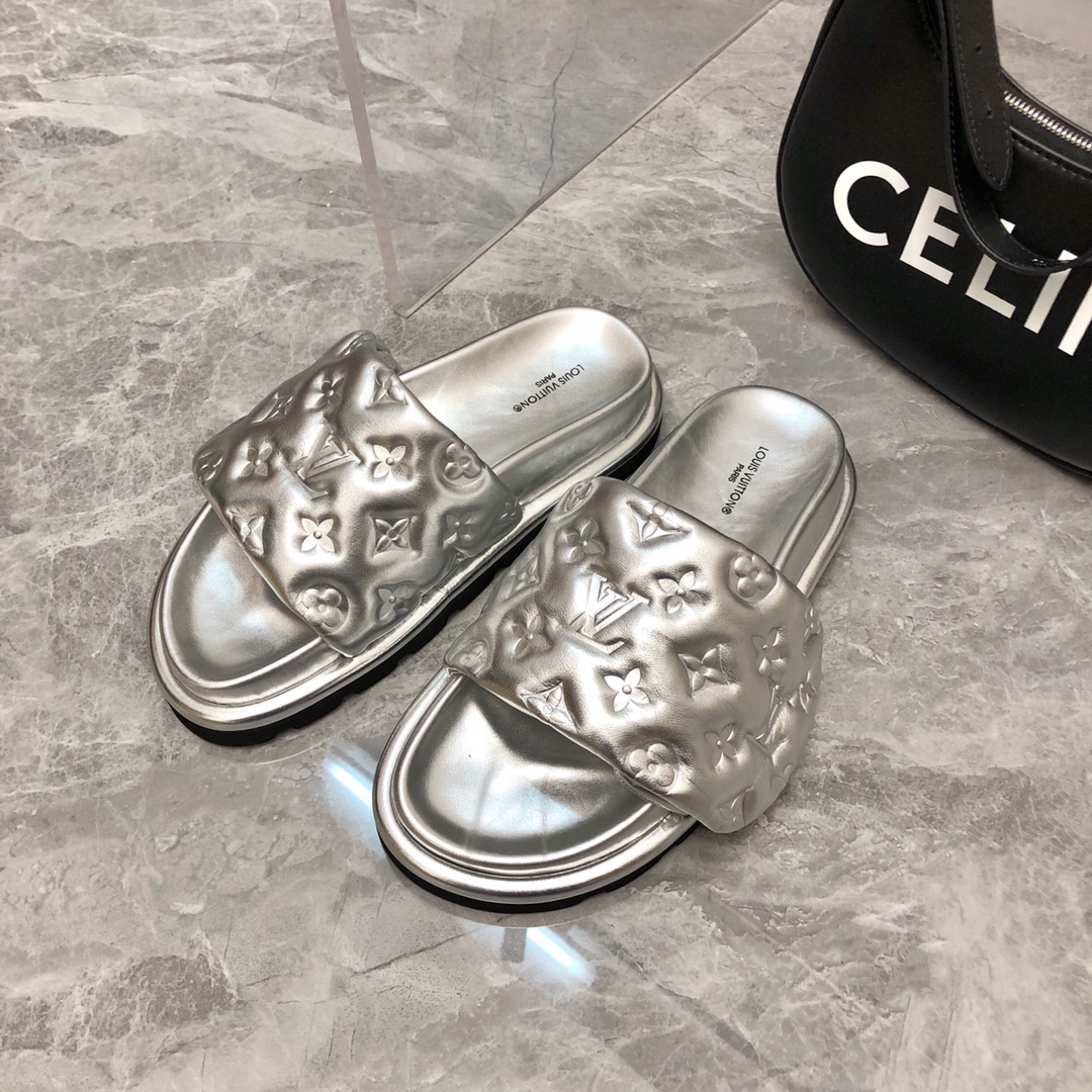 Louis Vuitton Women's Pool Pillow Flat Comfort Mule Sliver For Women LV 1AACEM - Soul Replicas