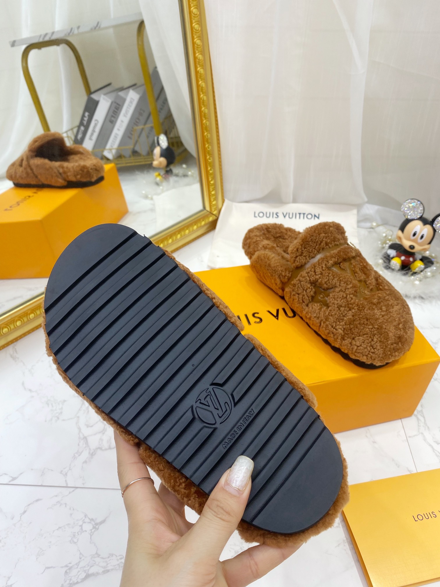 Louis Vuitton Women's Winterbreak Flat Comfort Mule Brown For Women LV - Soul Replicas