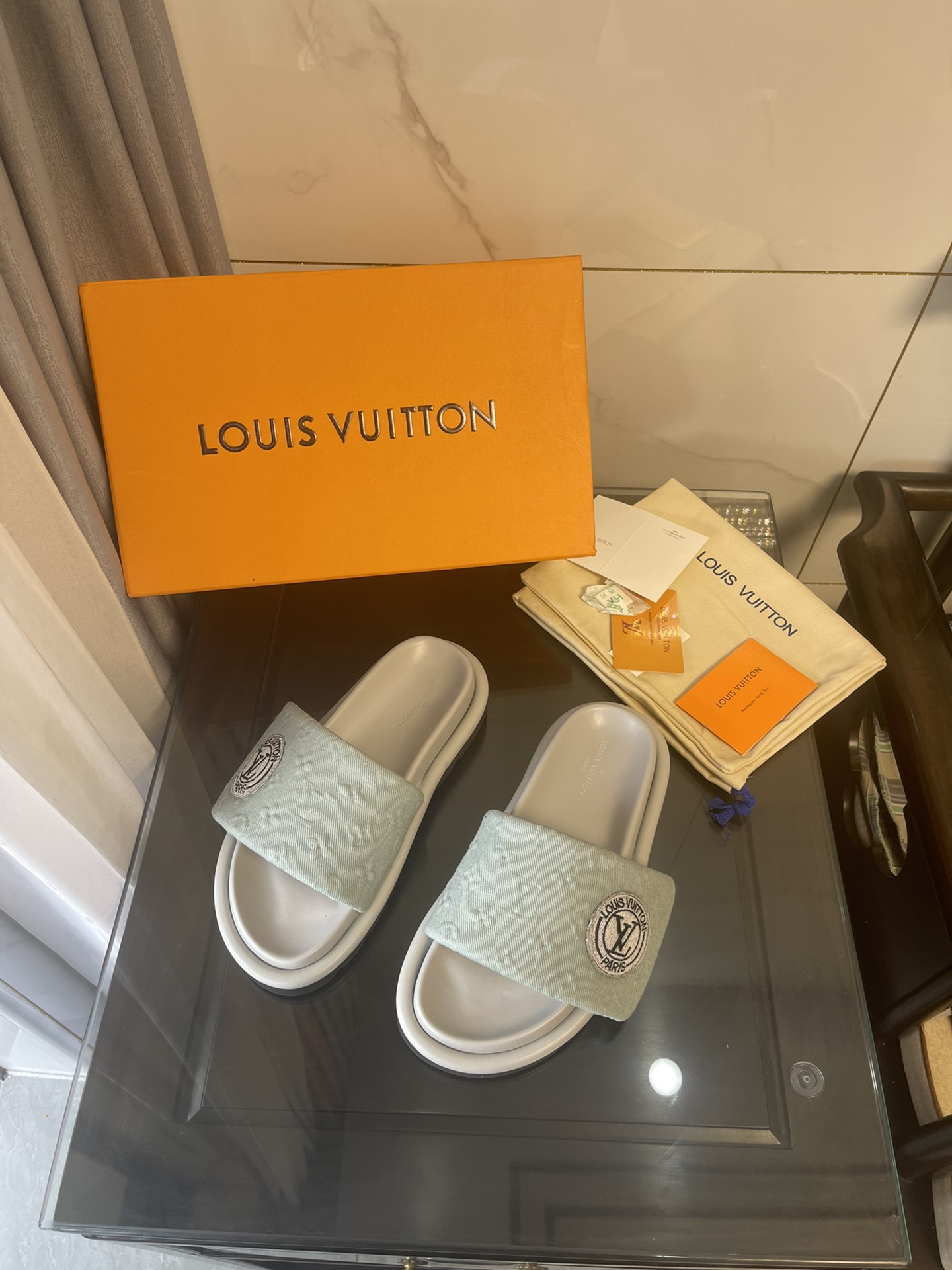 Louis Vuitton Women's Pool Pillow Comfort Flat Mule Bright Green For Women LV - Soul Replicas