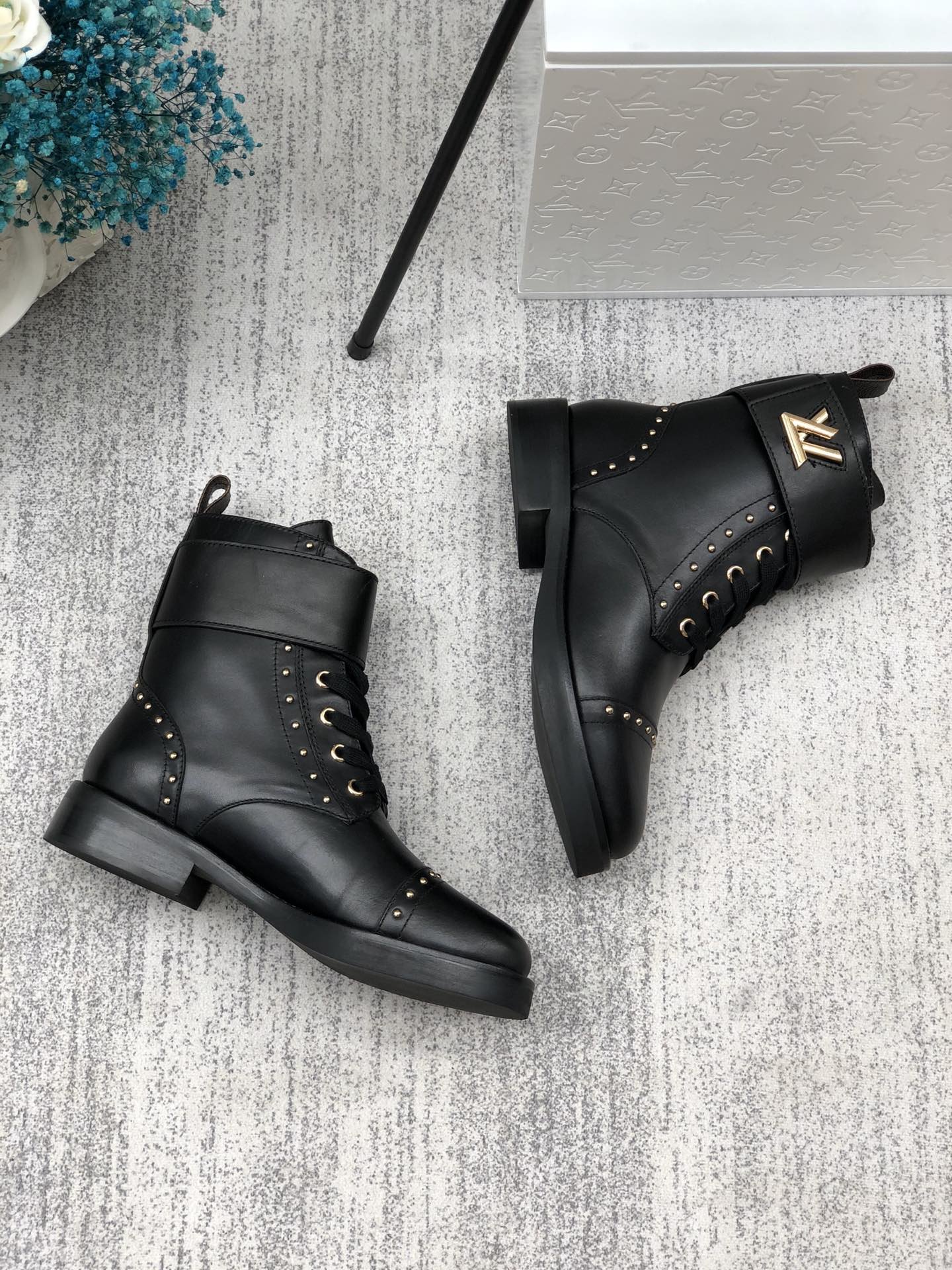 Louis Vuitton Wonderland Ranger Black For Women LV - Soul Replicas