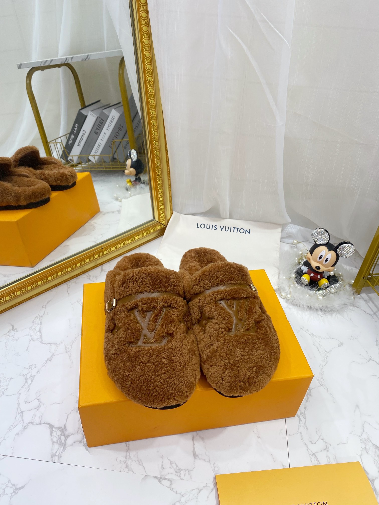 Louis Vuitton Women's Winterbreak Flat Comfort Mule Brown For Women LV - Soul Replicas