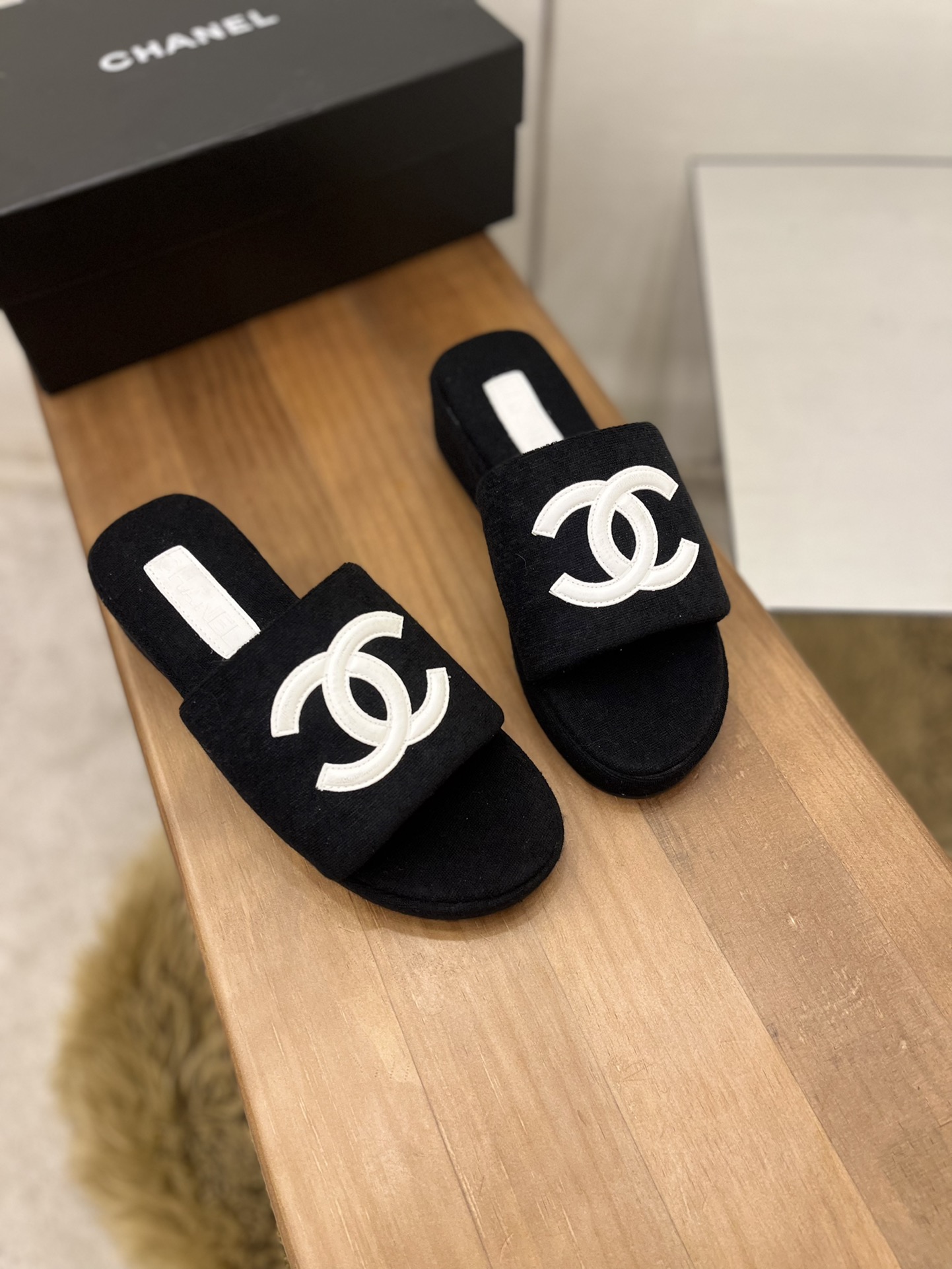 Chanel Women's Mules Black For Women 1.5in/4cm - Soul Replicas
