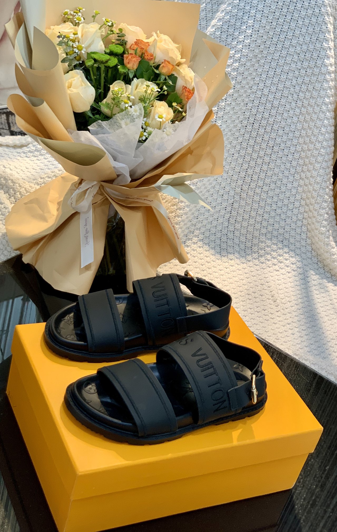 Louis Vuitton Women's Paseo flat Comfort Sandal Black For Women LV - Soul Replicas