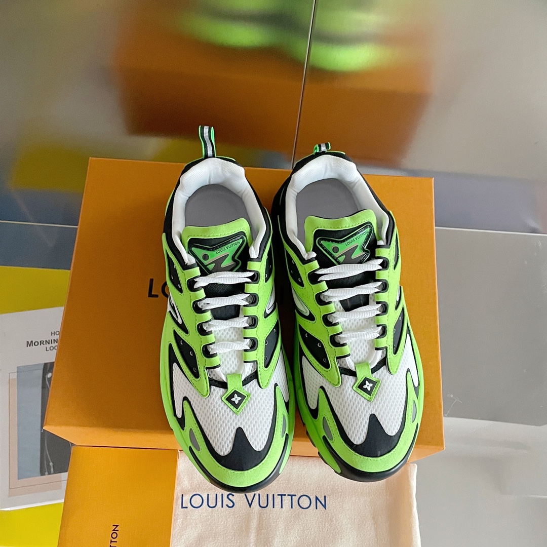Louis Vuitton Women's LV Runner Tatic Sneaker Green For Women LV 1A9JER - Soul Replicas