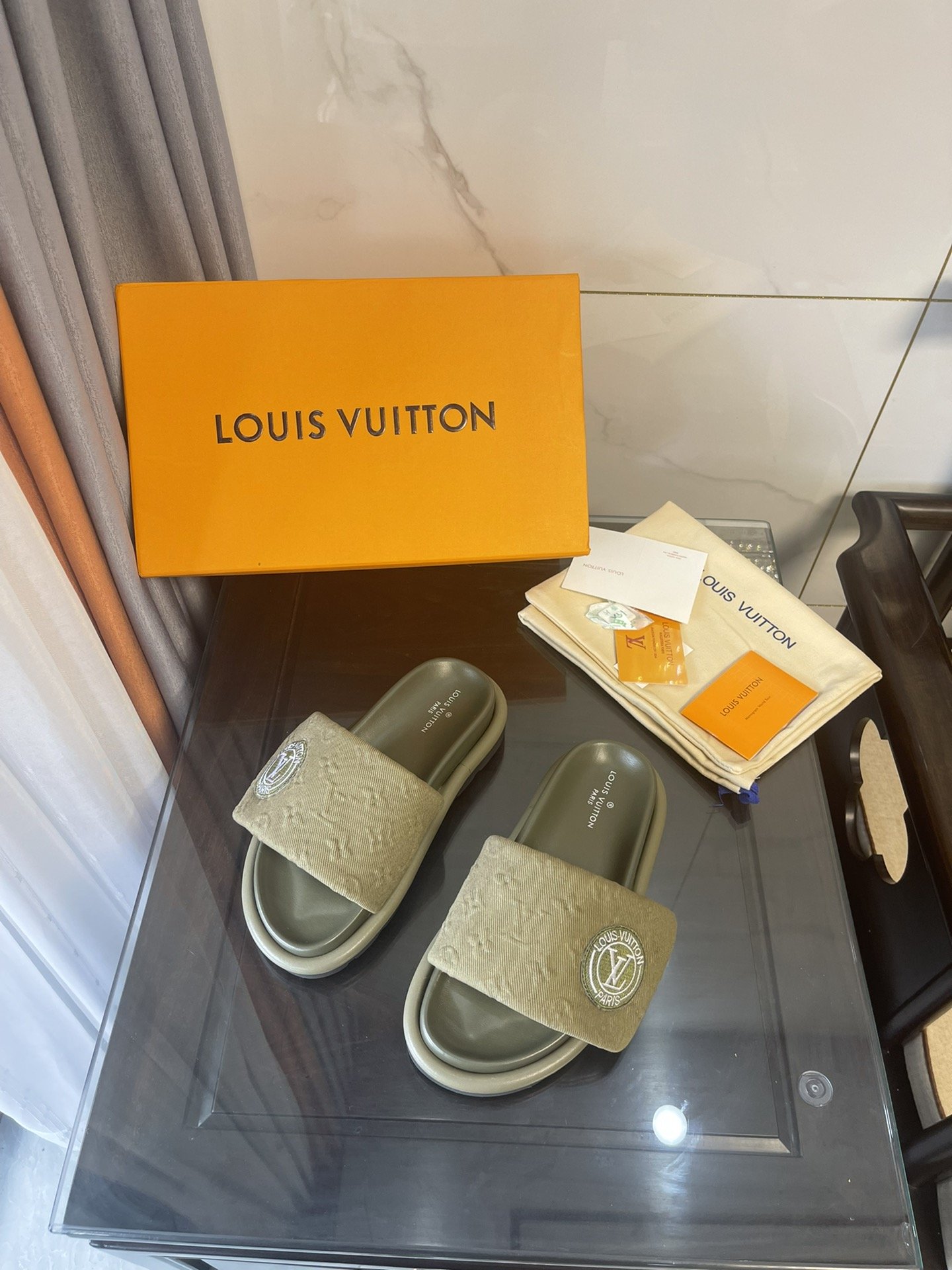 Louis Vuitton Women's Pool Pillow Comfort Mule Green For Women LV - Soul Replicas
