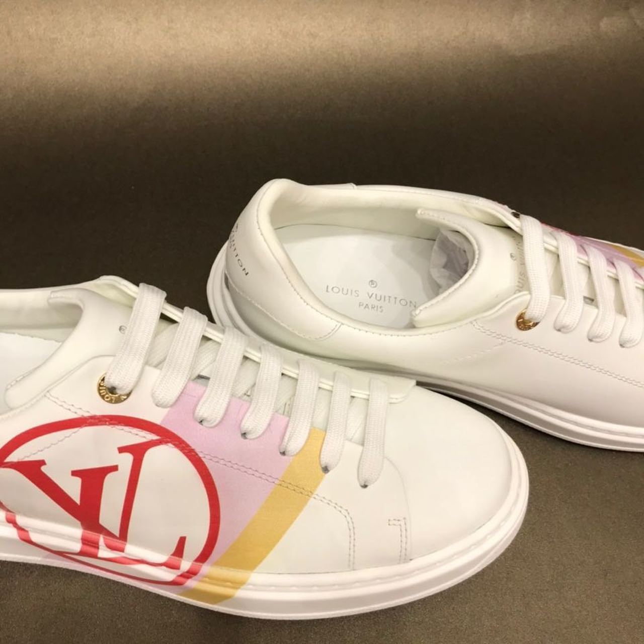 Louis Vuitton Time Out Sneaker White/Red For Women LV - Soul Replicas