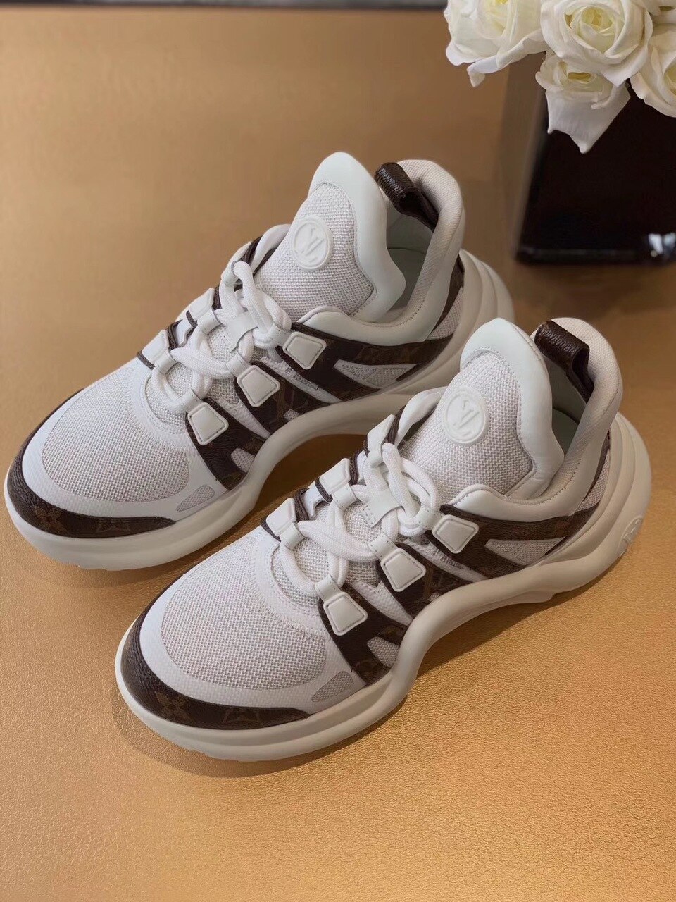 Louis Vuitton LV Archlight Sneaker Patent Monogram Material And Technical Fabrics White For Women LV 1A43L1 - Soul Replicas