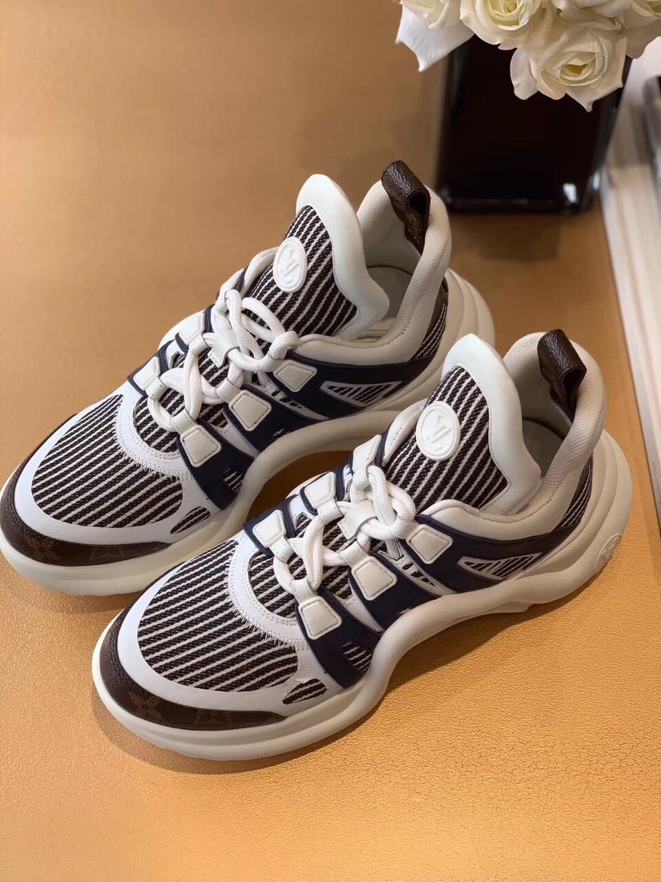 Louis Vuitton Archlight Sneakers Calfskin Leather Fall/Winter Collection White/Black/Brown - Soul Replicas