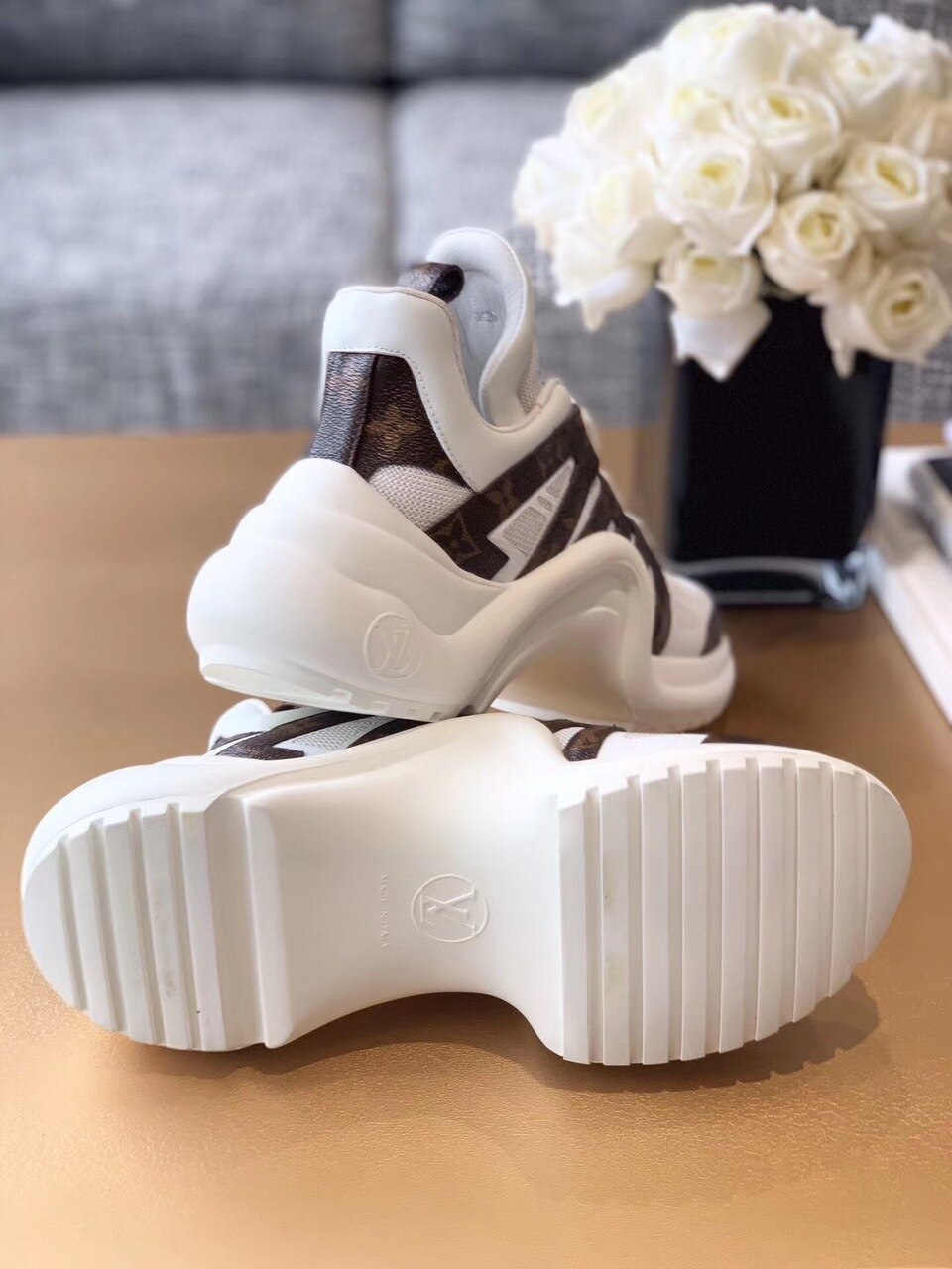 Louis Vuitton LV Archlight Sneaker Patent Monogram Material And Technical Fabrics White For Women LV 1A43L1 - Soul Replicas