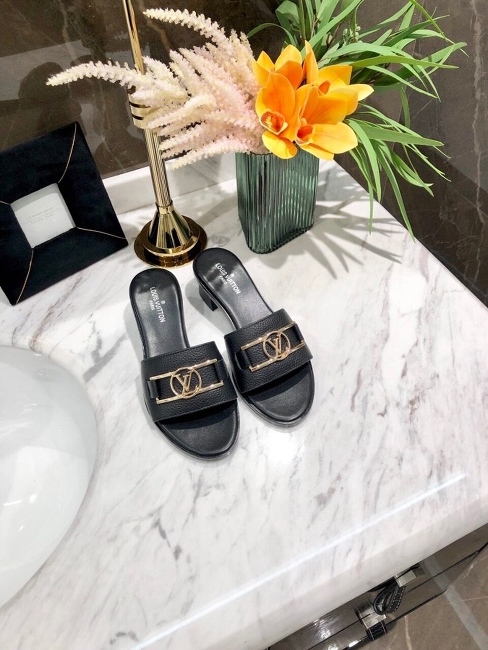 Louis Vuitton Lock It Mules Calfskin Leather Spring/Summer Collection Black - Soul Replicas