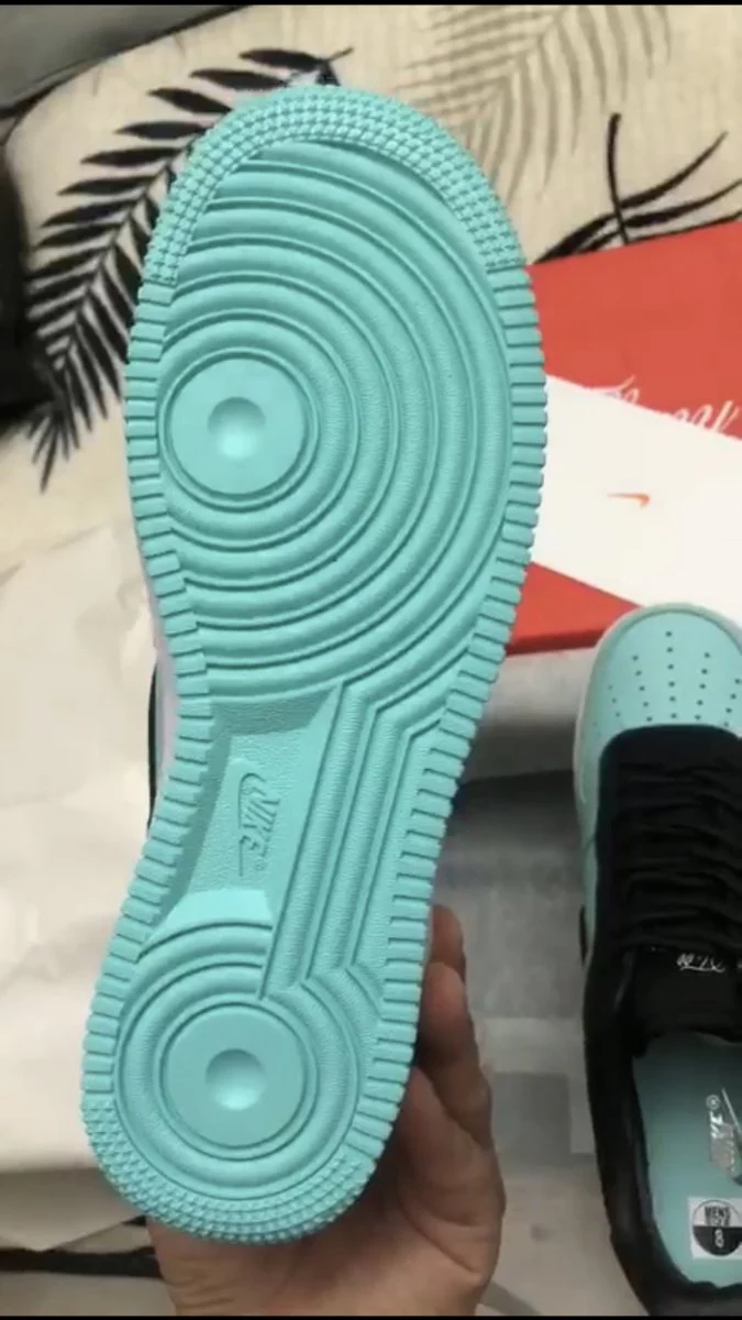 NIKE AIR FORCE 1 x TIFFANY & CO.1837 (FRIENDS AND FAMILY) - Soul Replicas