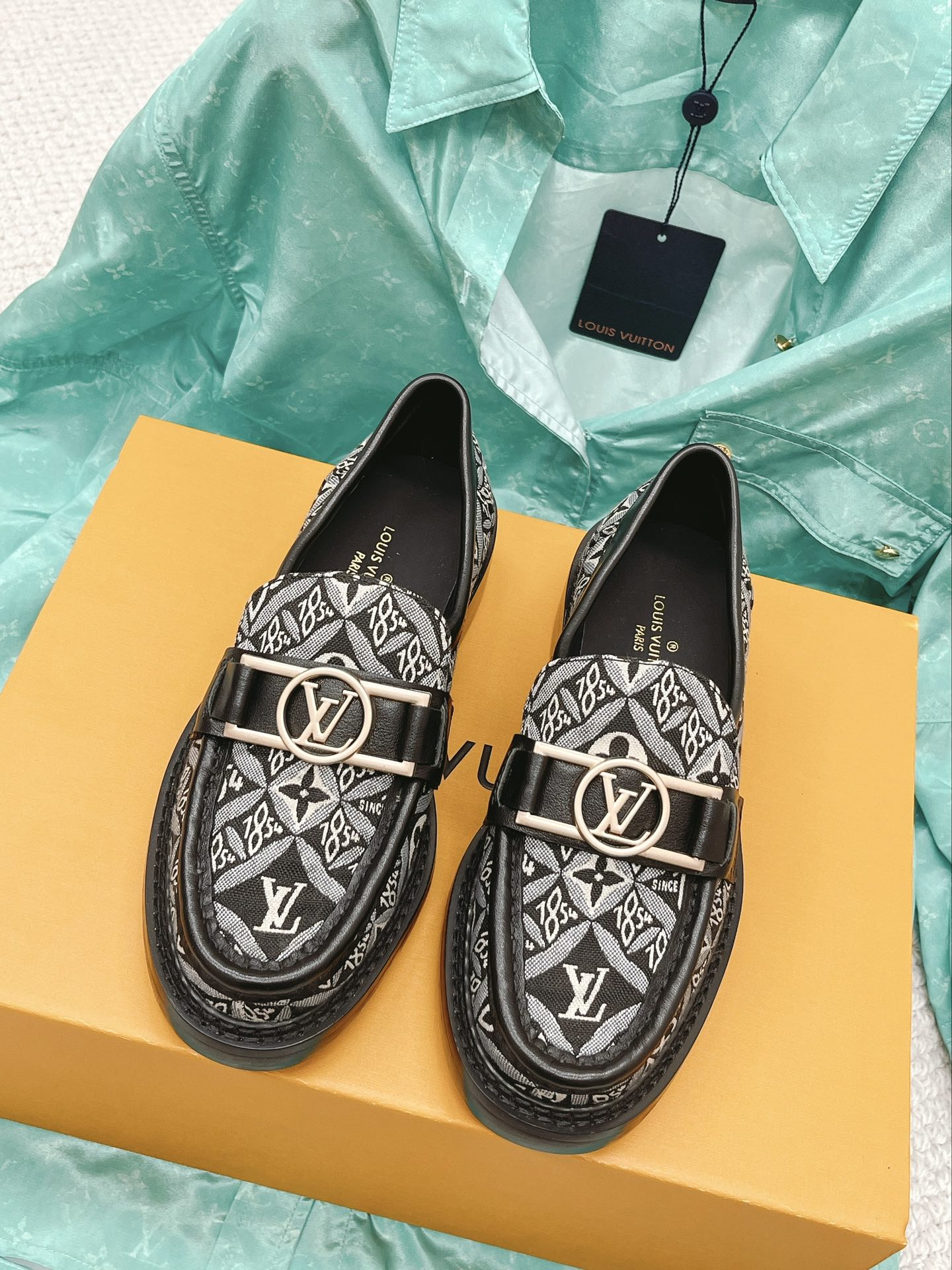 Louis Vuitton Women's Academy Loafer Black And White For Women LV - Soul Replicas