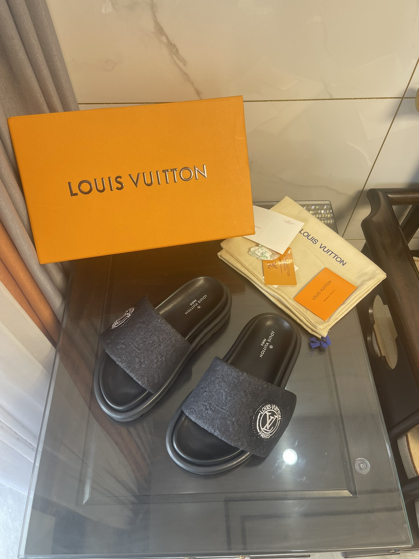 Louis Vuitton Women's Pool Pillow Comfort Flat Mule Blue For Women LV - Soul Replicas