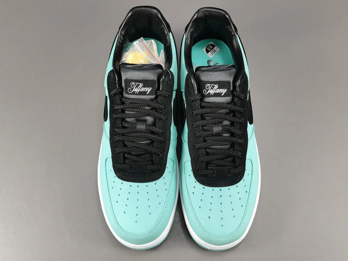 NIKE AIR FORCE 1 x TIFFANY & CO.1837 (FRIENDS AND FAMILY) - Soul Replicas