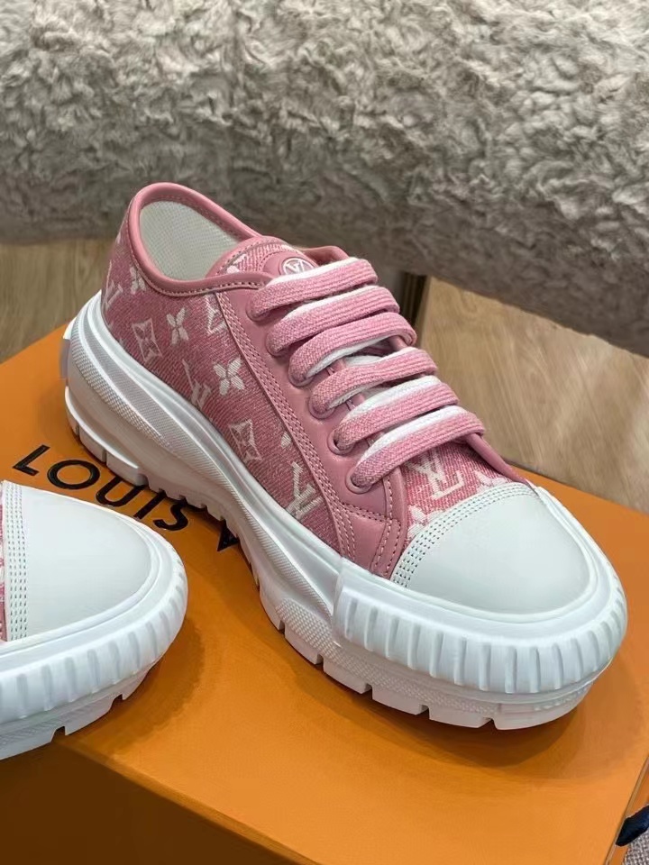 Louis Vuitton Squad Sneaker Monogram Denim Pink For Women LV 1A9S0M - Soul Replicas