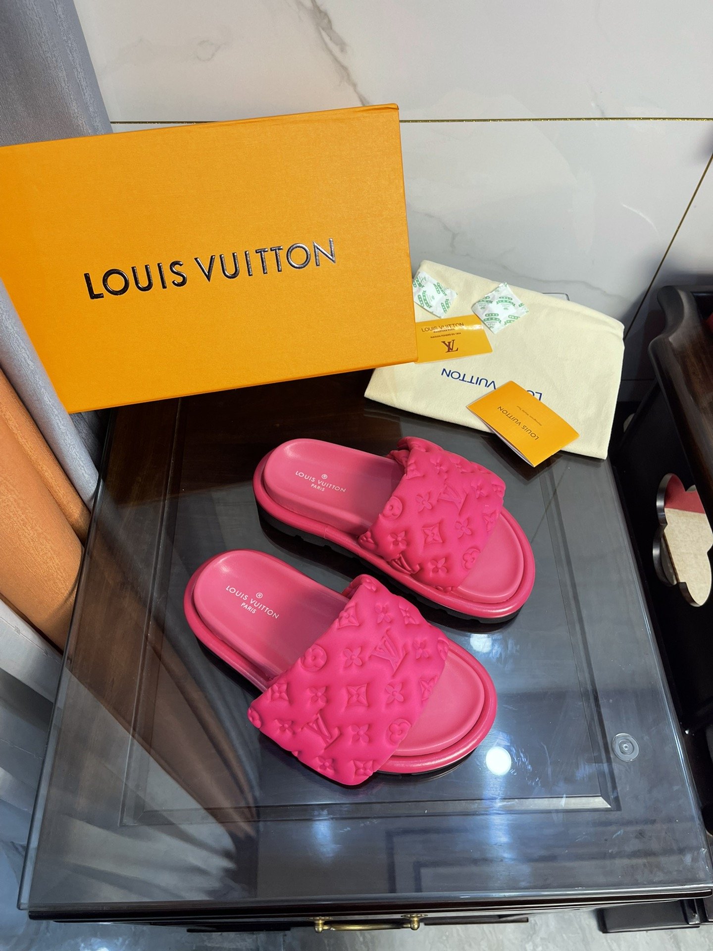 Louis Vuitton Women's Pool Pillow Comfort Mule Pink For Women LV 1AA1DO - Soul Replicas