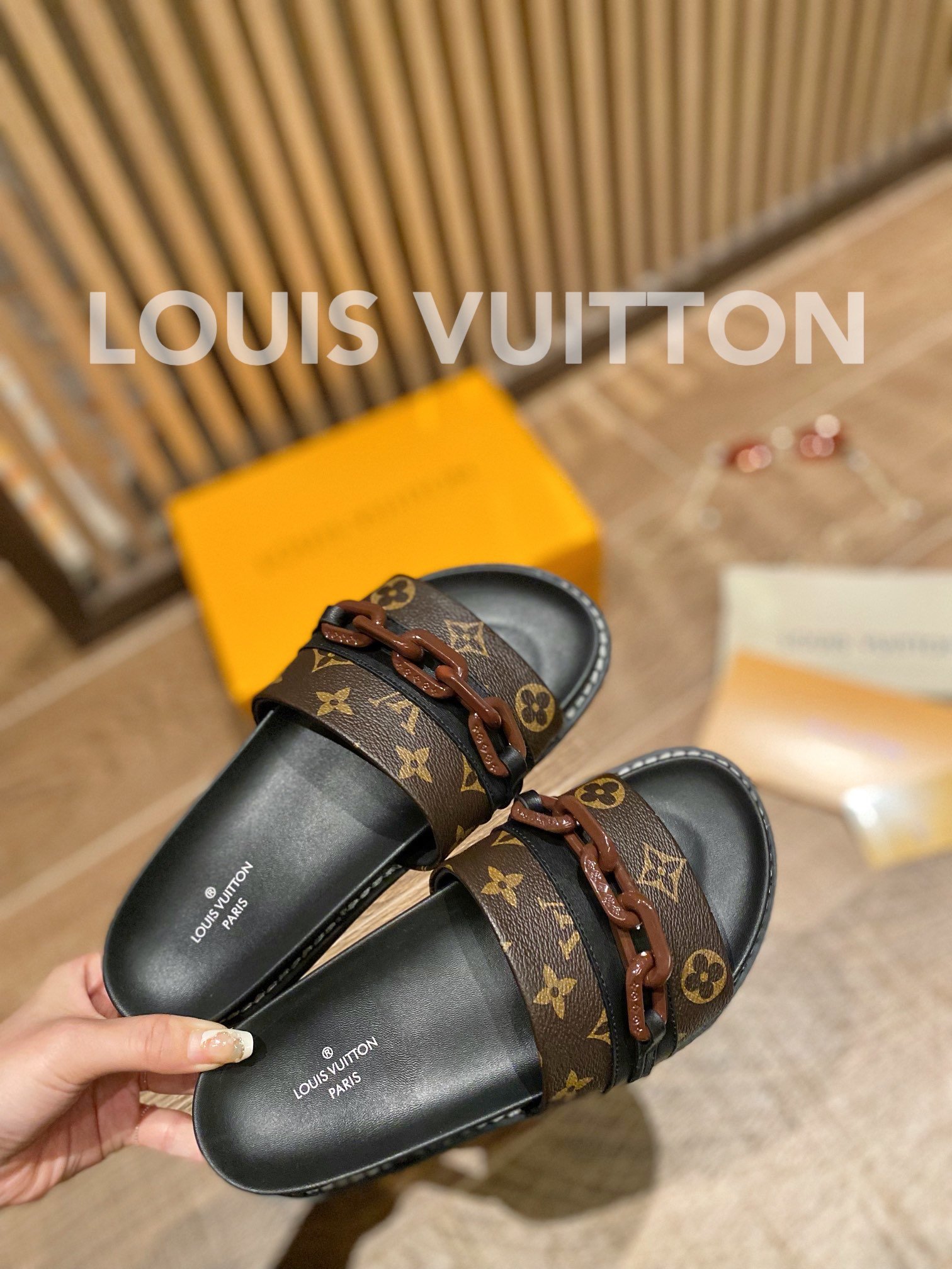 Louis Vuitton Sunset Flat Comfort Mule Black/Brown For Women LV - Soul Replicas