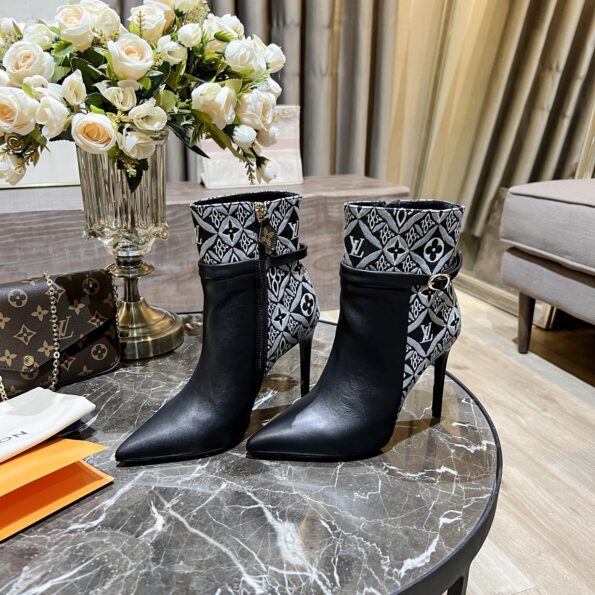 Louis Vuitton Women's Bottine Silhouette White For Women LV - Soul Replicas