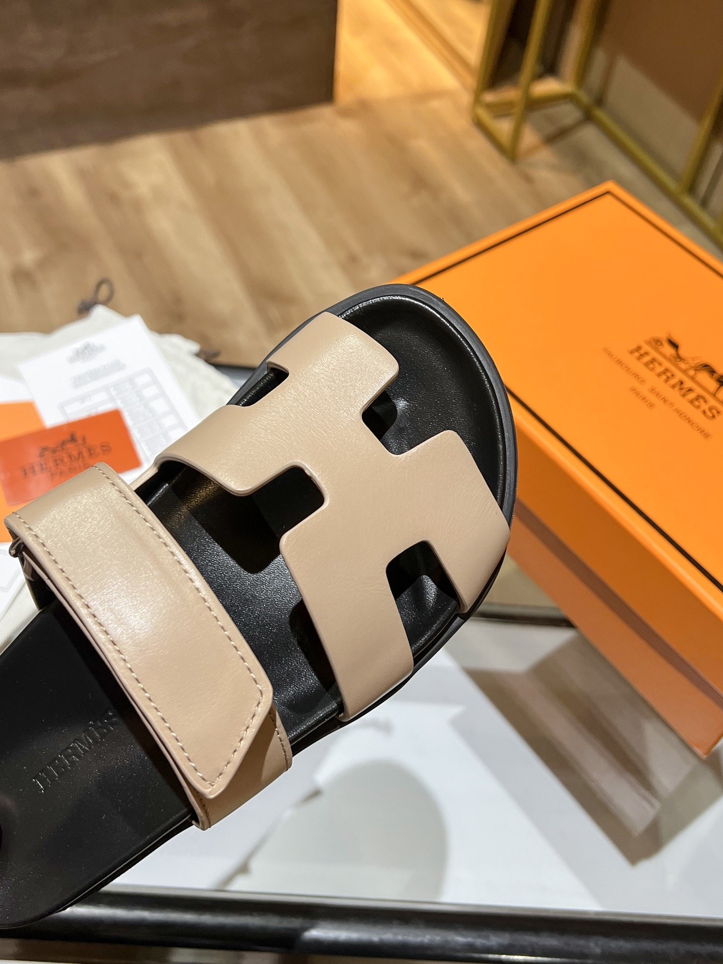 Hermes Chypre sandal Beige For Women - Soul Replicas