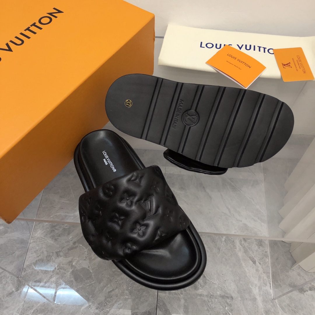 Louis Vuitton Women's Pool Pillow Flat Comfort Mule Black For Women LV 1AABKM - Soul Replicas