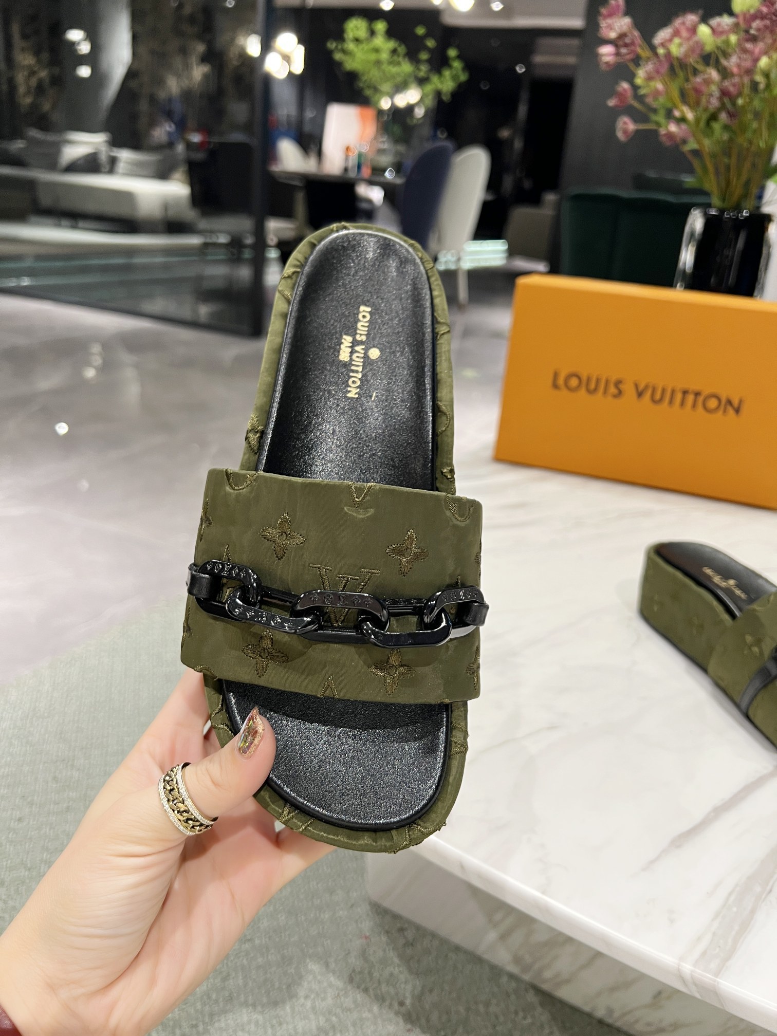 Louis Vuitton Jumbo Flatform Mule Green For Women LV - Soul Replicas