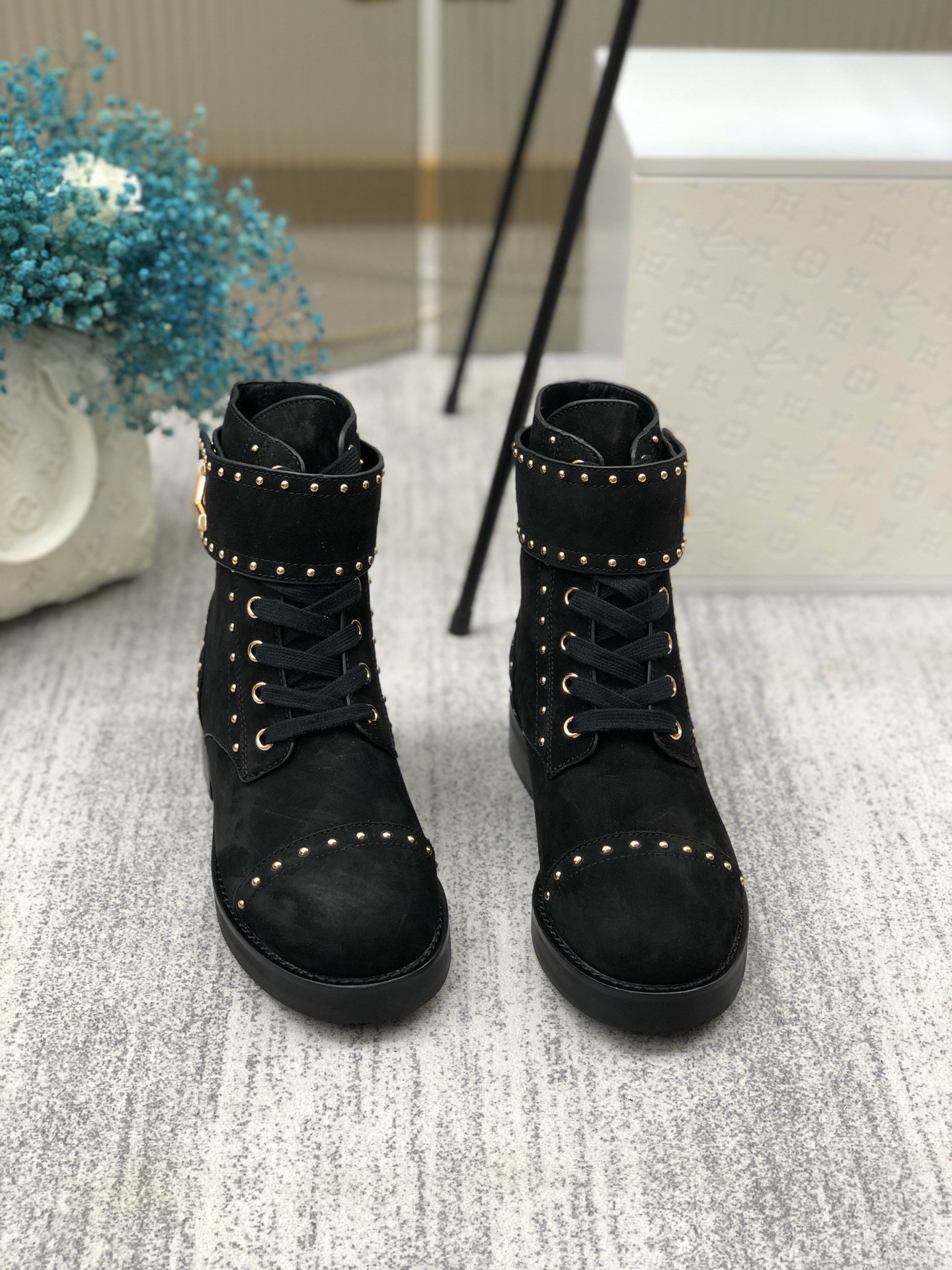 Louis Vuitton Wonderland Ranger Black For Women LV - Soul Replicas