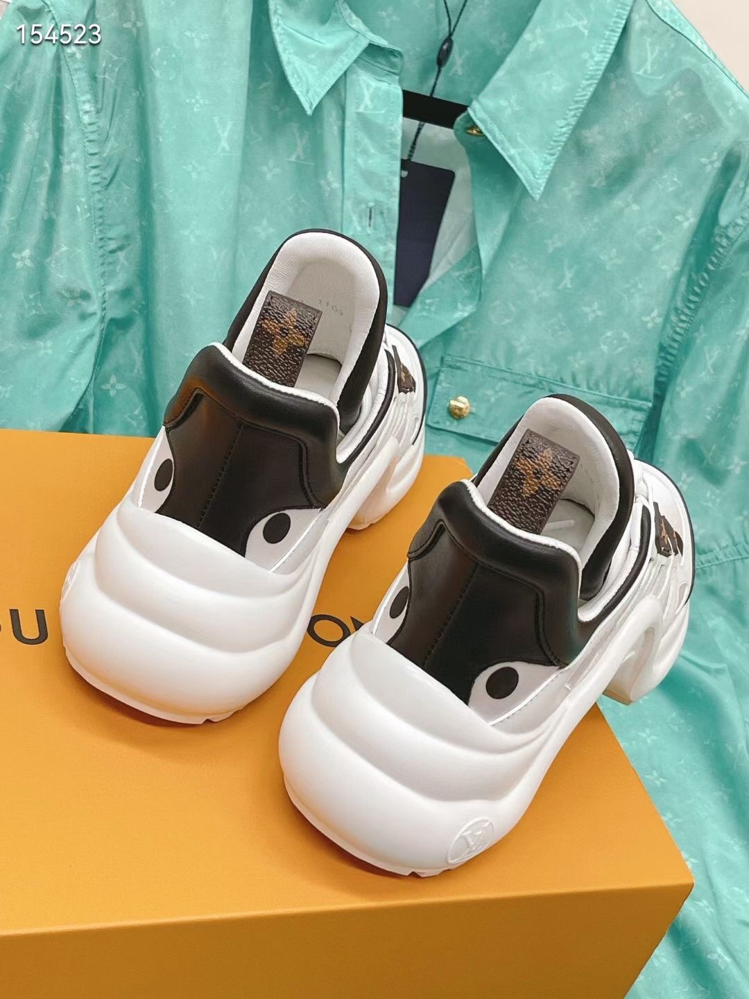 Louis Vuitton Women's LV Archlight Sneaker White For Women LV 1AA0ON - Soul Replicas