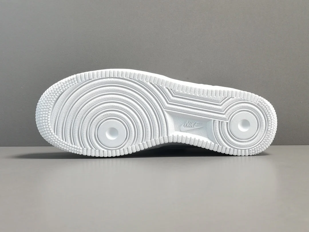 NIKE AIR FORCE 1 x WHITE - Soul Replicas