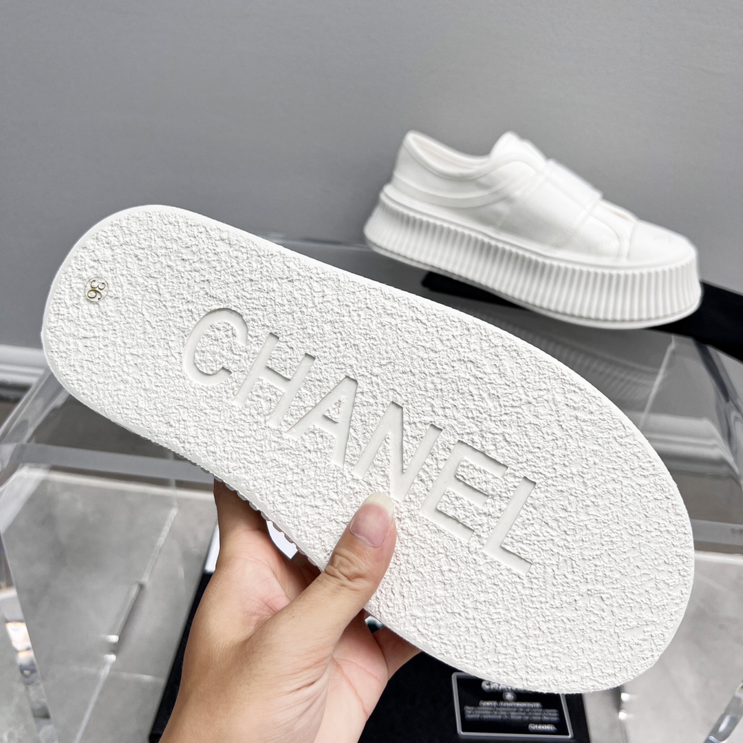 CHANEL WOMEn's Sneakers White For Women - Soul Replicas