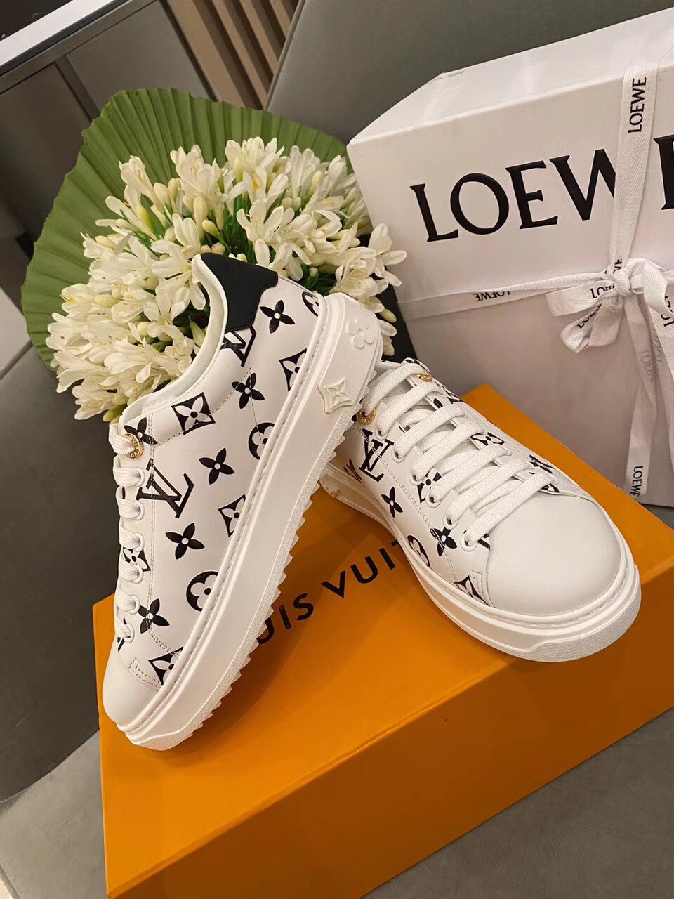 Louis Vuitton Time Out Sneakers White/Black For Women LV - Soul Replicas