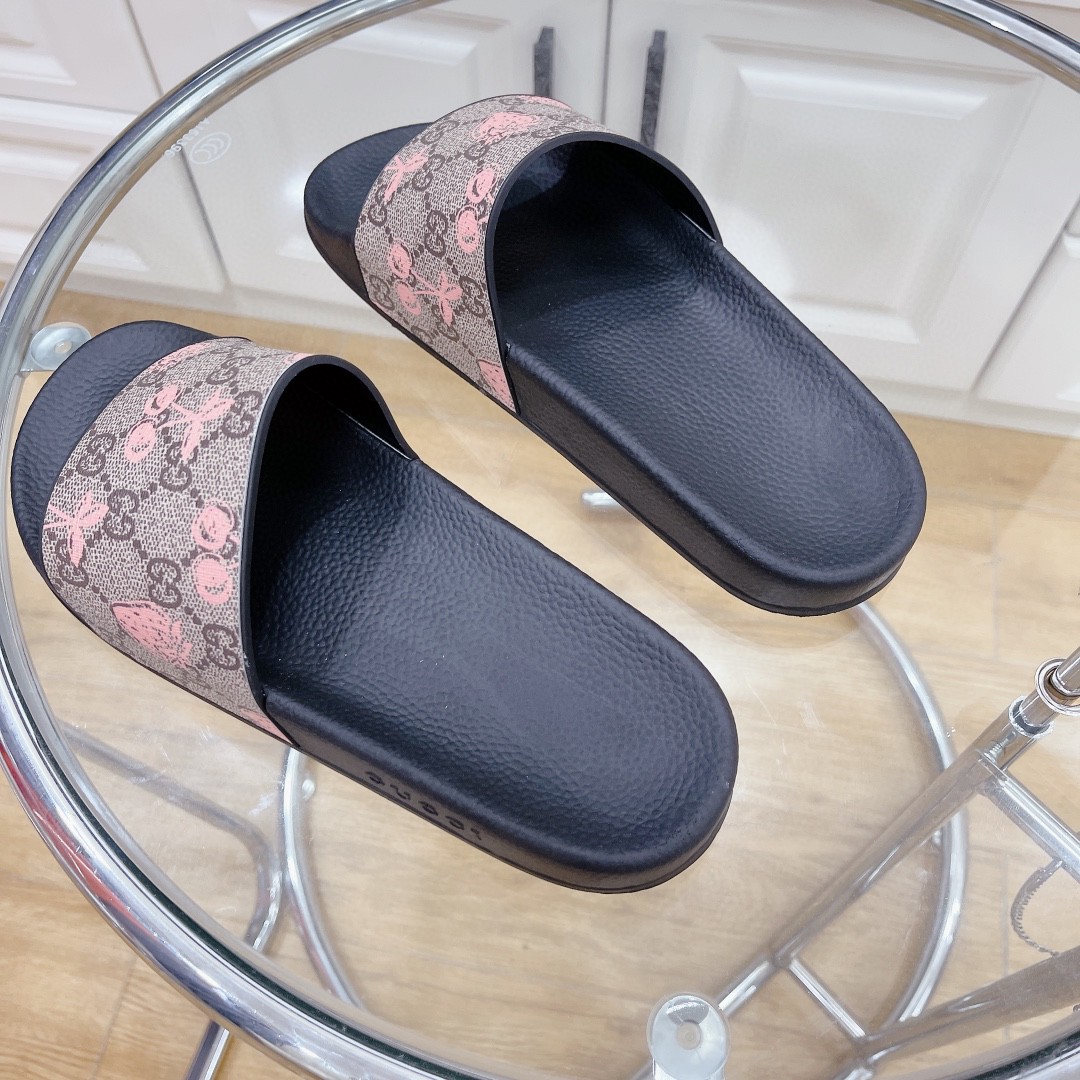 Gucci Women's Gucci Slide Sandal With Strawberry And Cherry Black For Women 407345 - Soul Replicas