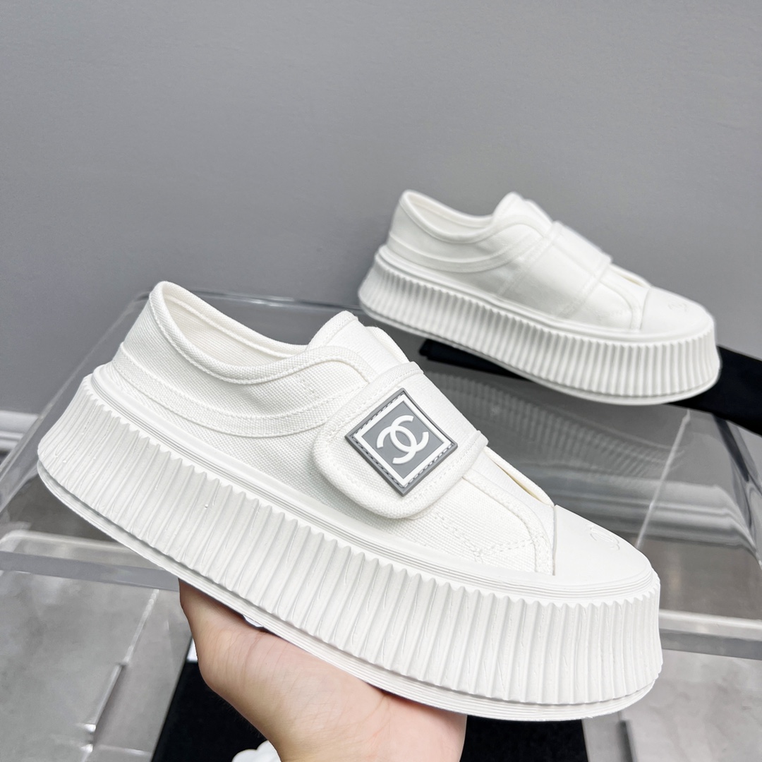 CHANEL WOMEn's Sneakers White For Women - Soul Replicas