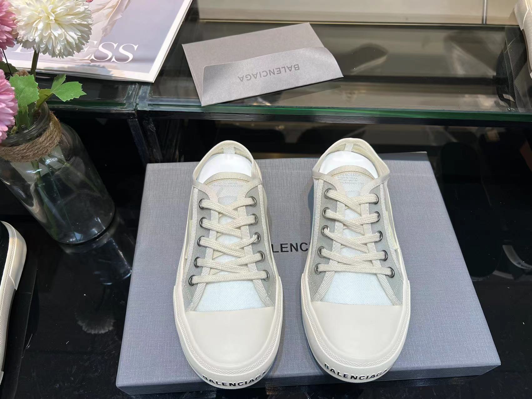 Balenciaga Paris Low Top Trainers White For Women - Soul Replicas