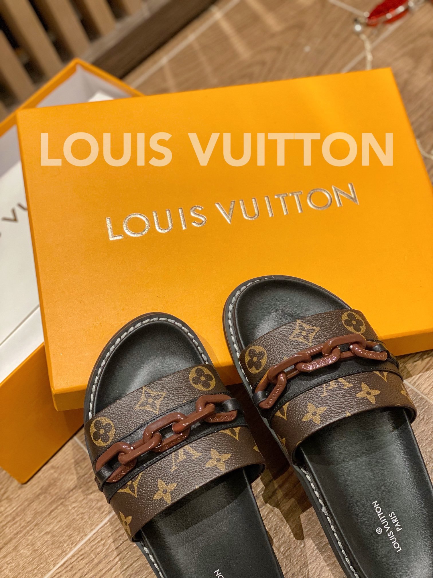Louis Vuitton Sunset Flat Comfort Mule Black/Brown For Women LV - Soul Replicas