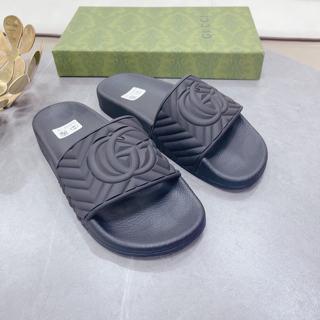 Gucci Women's Quilted Gucci Rubber Slide Black For Women 601041 JD600 1000 - Soul Replicas