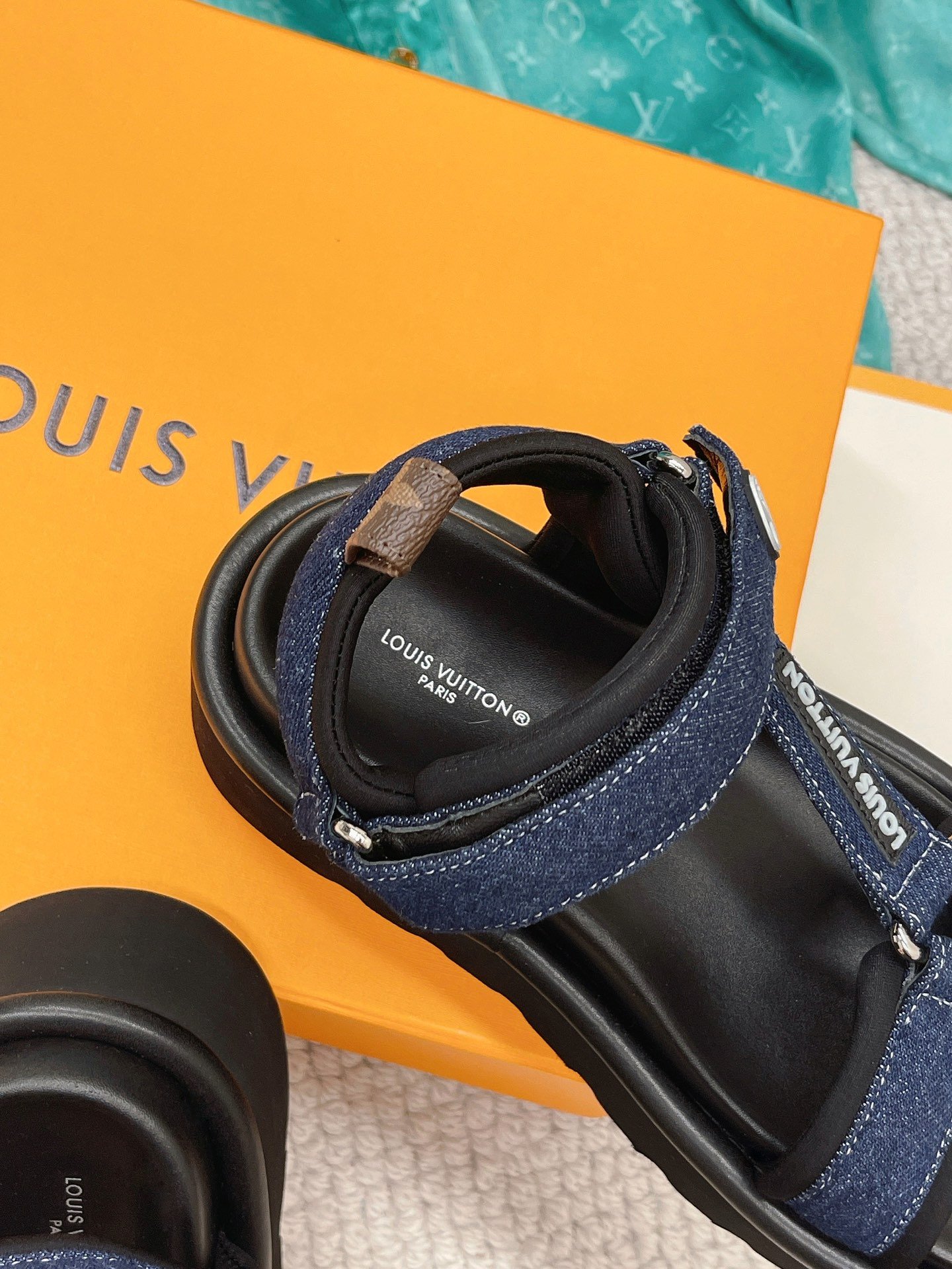 Louis Vuitton Women's Pool Pillow Flatform Comfort Sandal Blue For Women LV 1AACHL - Soul Replicas