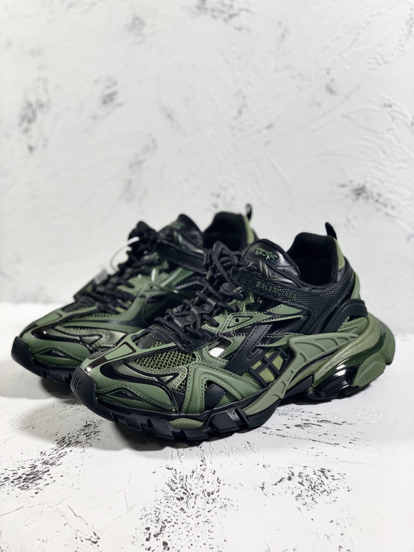 Balenciaga Track.2 Clear Sole Trainers Black/Green For Women - Soul Replicas