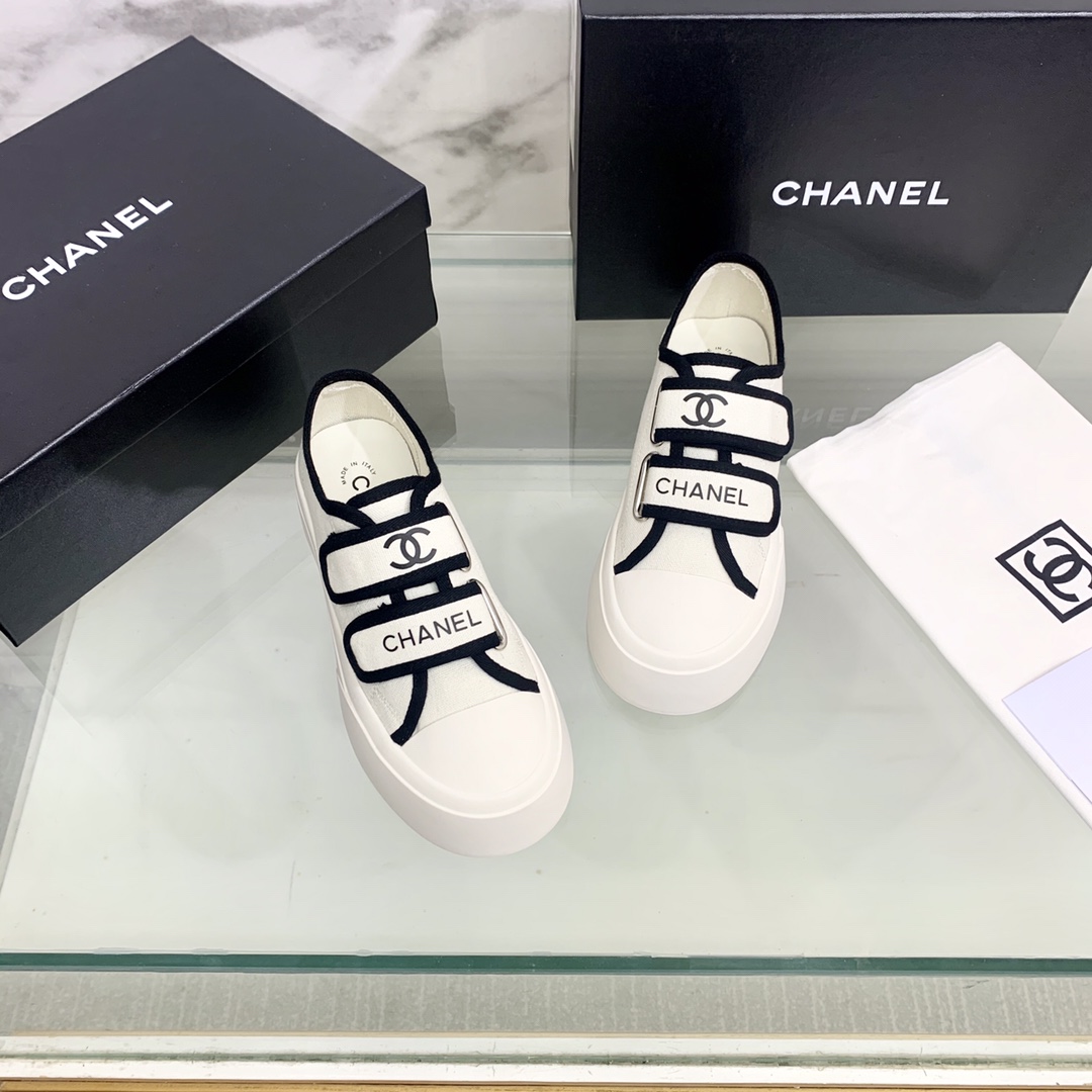Chanel Women's ChanelVelcro Sneaker White And Black For Women - Soul Replicas