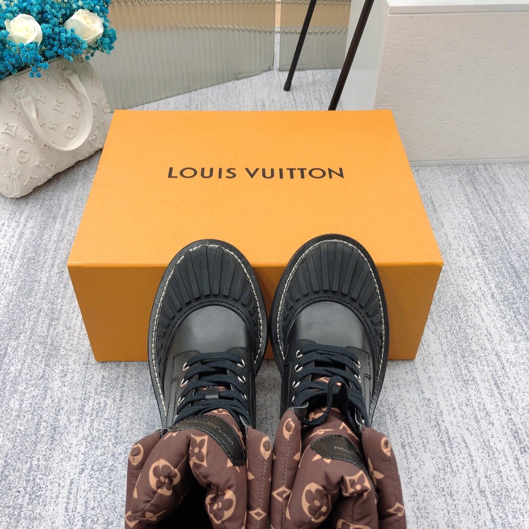Louis Vuitton LV Beaubourg Ankle Boot Black For Women LV 1A94N6 - Soul Replicas