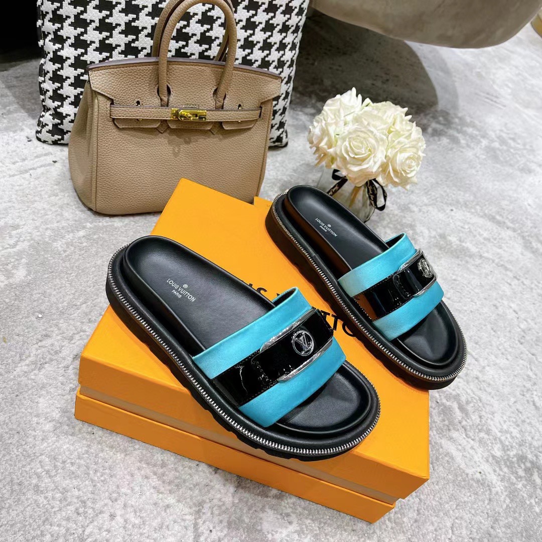 Louis Vuitton Women's Pool Pillow Flat Comfort Mule Blue For Women LV - Soul Replicas