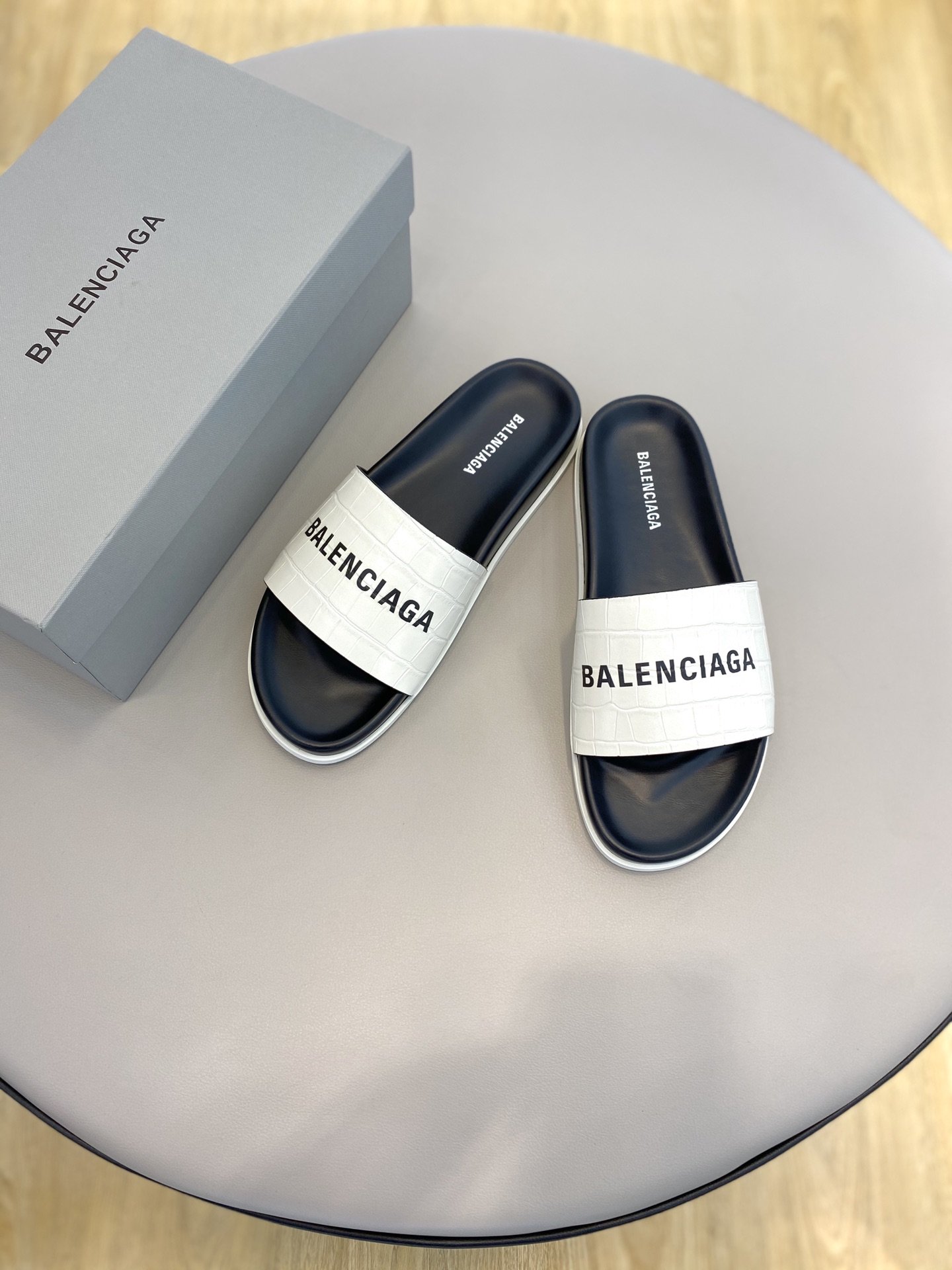 Balenciaga Slide Sandal White For Women - Soul Replicas