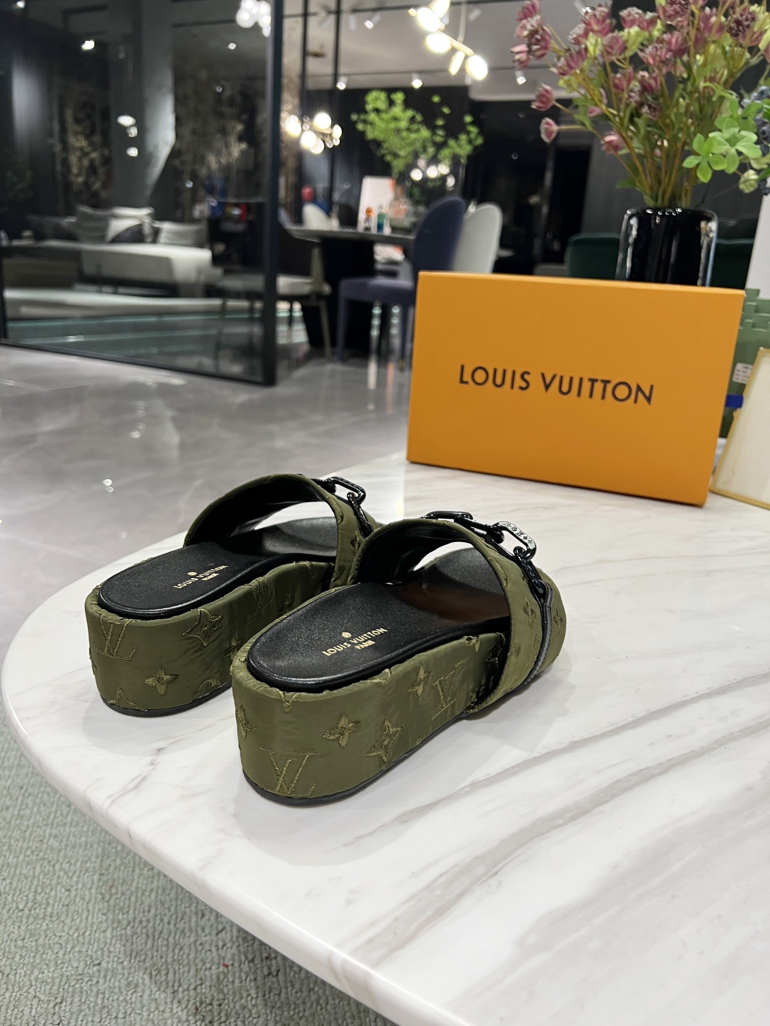Louis Vuitton Jumbo Flatform Mule Green For Women LV - Soul Replicas