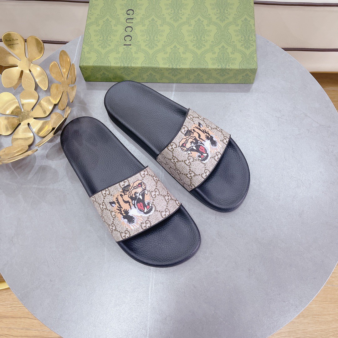 Gucci Women's Gucci Supreme Slides With Tiger Black And Gray For Women 408508 - Soul Replicas