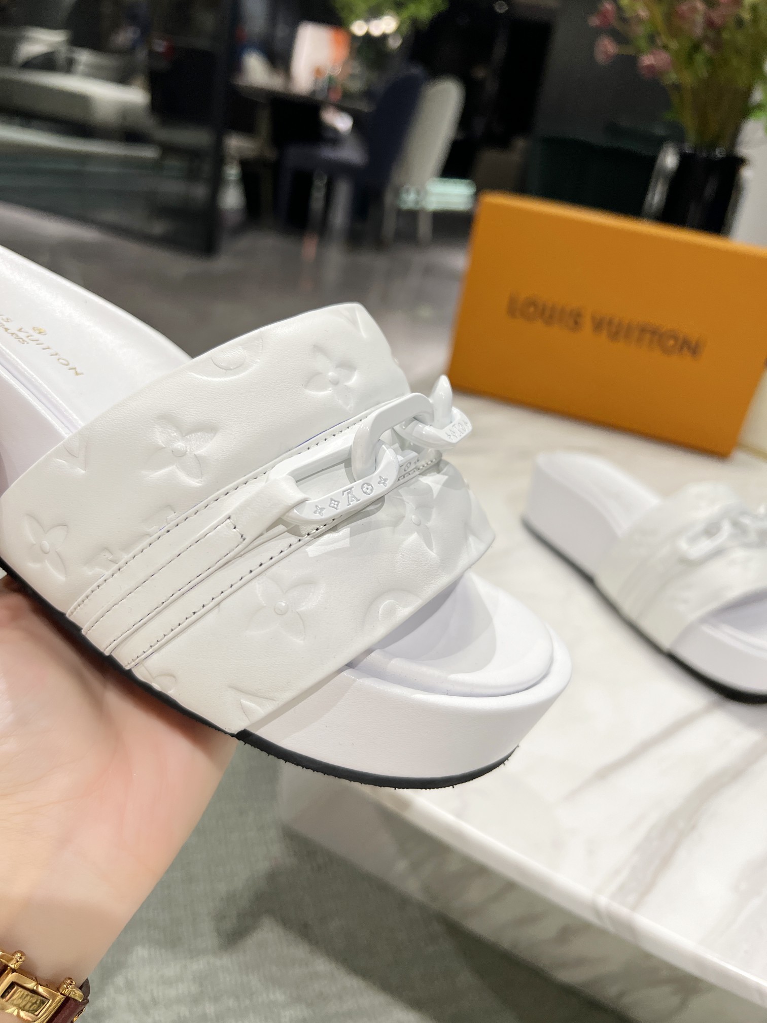 Louis Vuitton Jumbo Flatform Mule White For Women LV - Soul Replicas