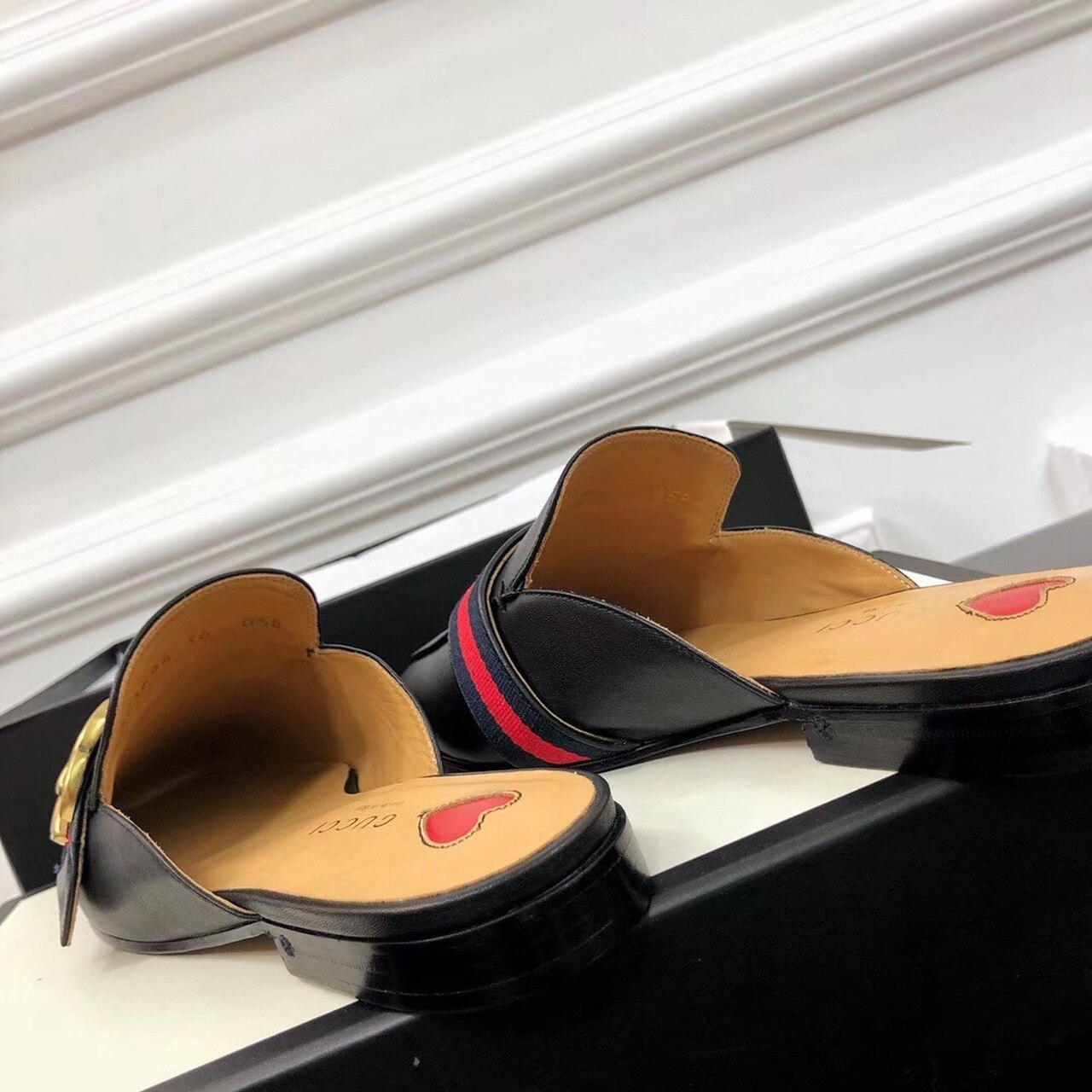 Gucci Peyton Slippers Black For Women Gucci ‎‎423694 DKHC0 1061 - Soul Replicas
